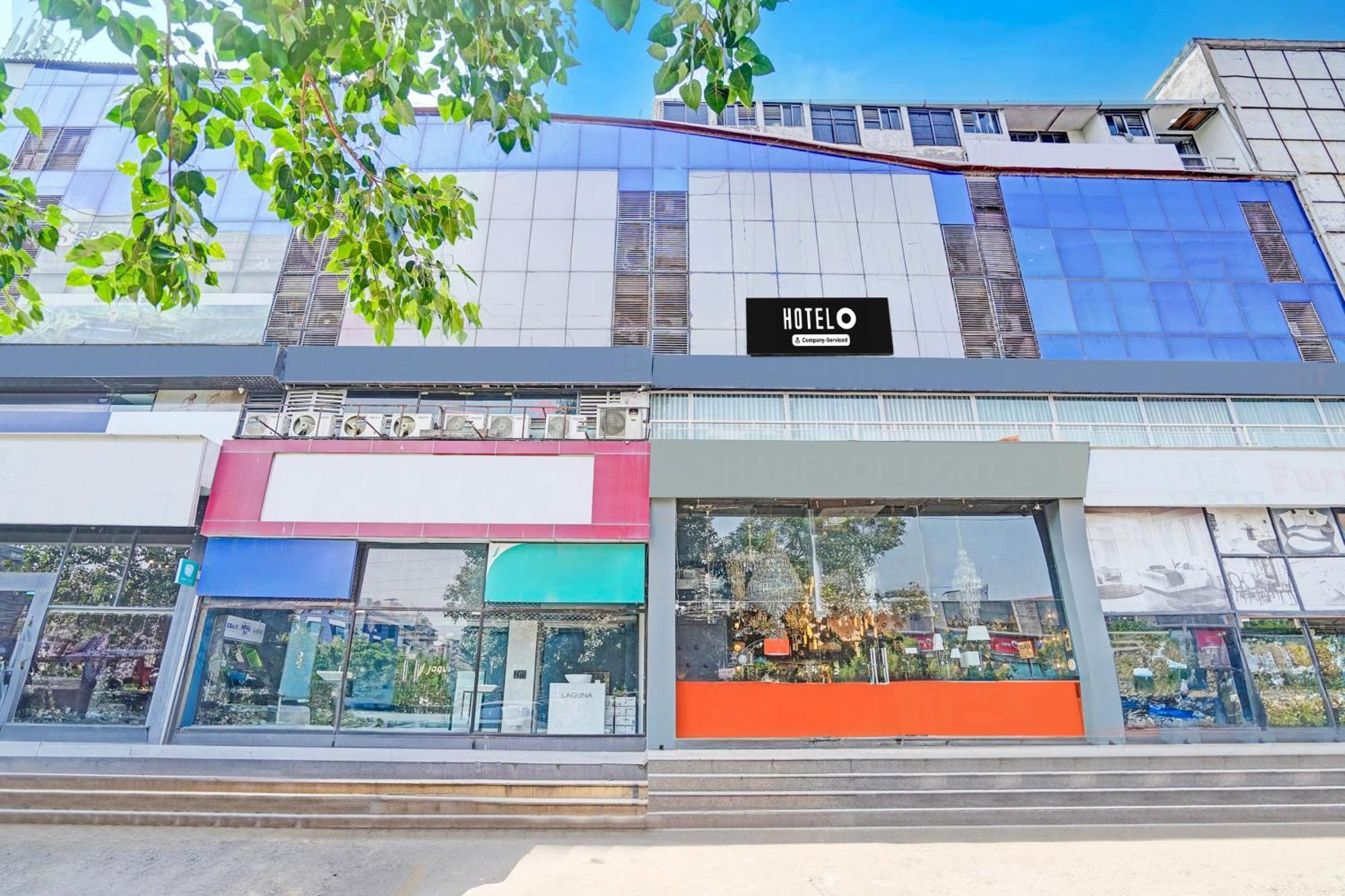 Hotel O S. G. Highway Formerly I Land Park Ahmedabad Exterior foto